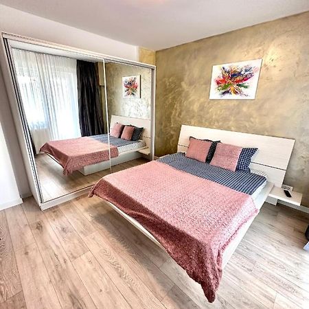 Mega Rossa Residence Бухарест Экстерьер фото